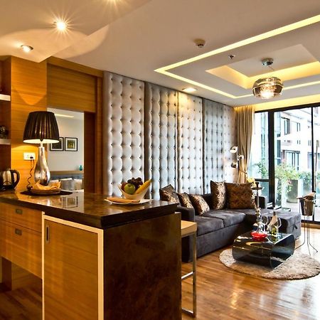 Rashmi'S Plaza Hotel Вьентьян Экстерьер фото
