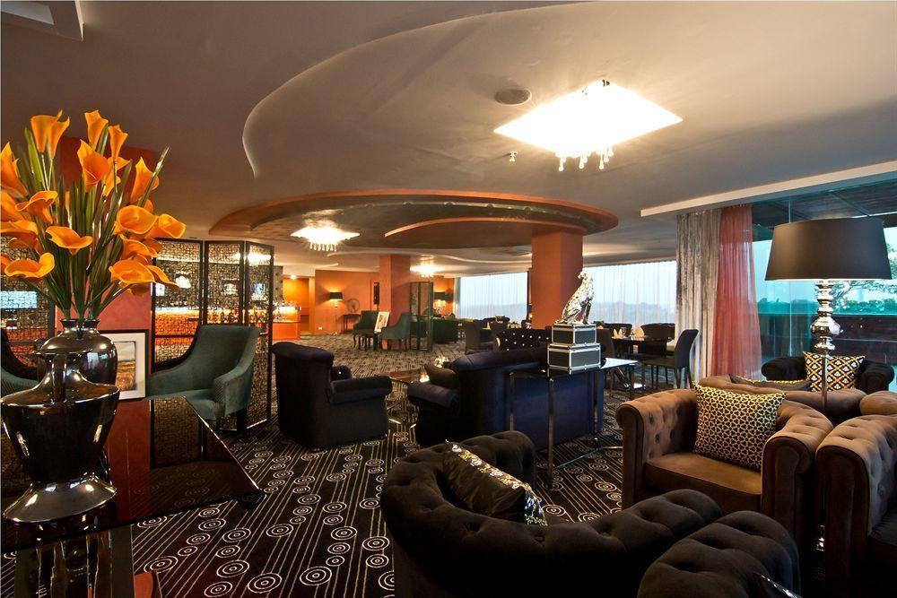 Rashmi'S Plaza Hotel Вьентьян Экстерьер фото
